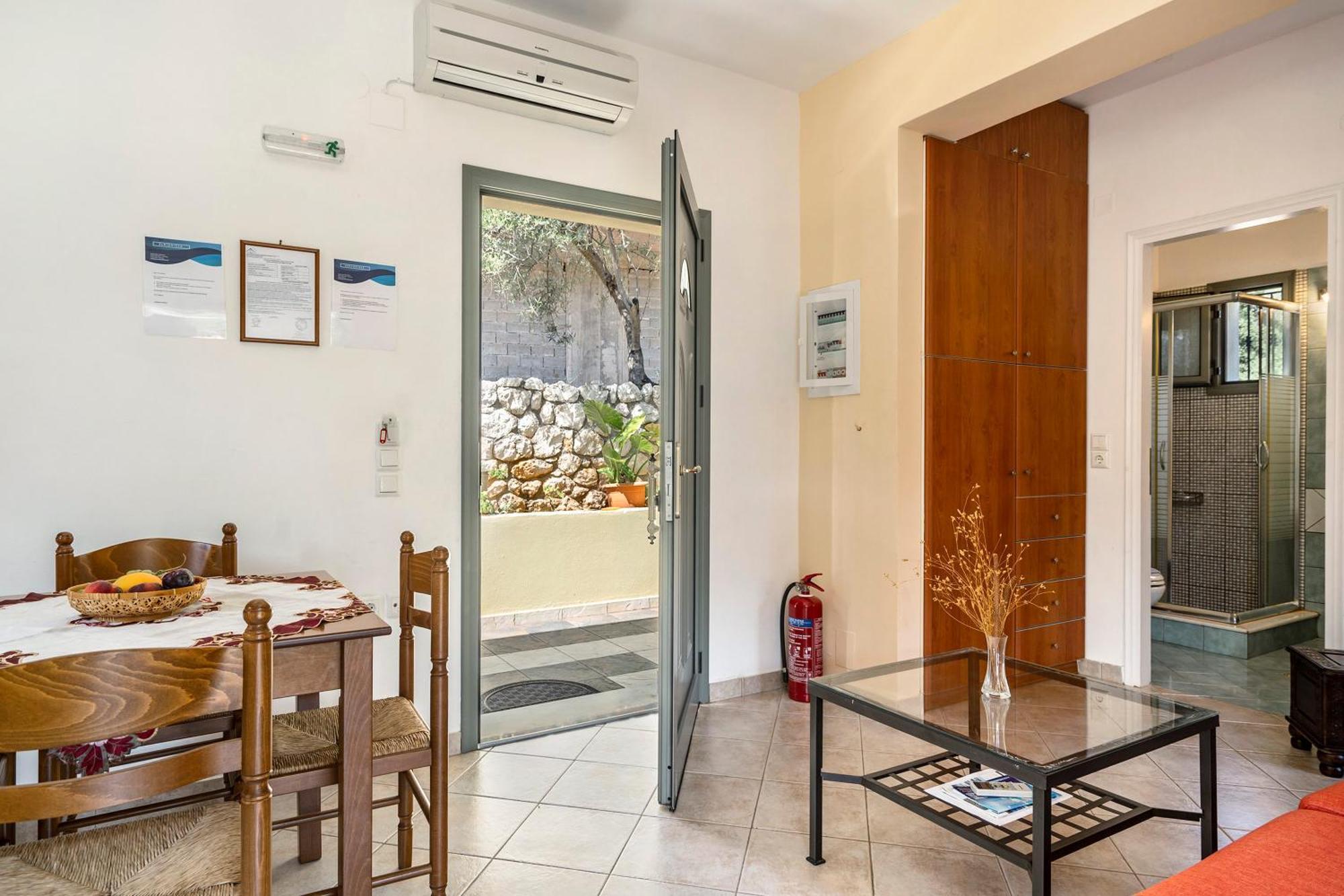 Alkionides Apartment 2 Ayios Nikitas Luaran gambar
